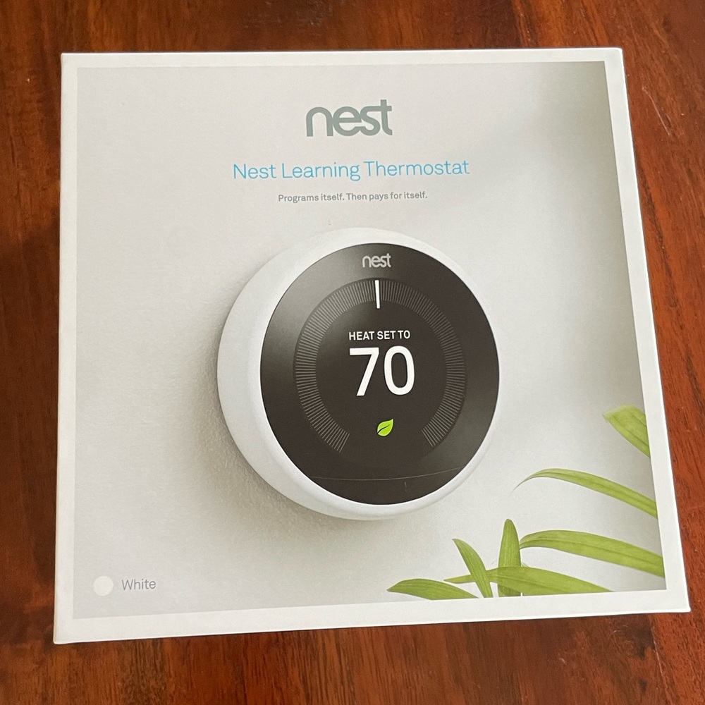 LIKE NEW 3rd Generation Smart Google Nest Learning Thermostat in White